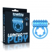 Голубое, светящееся в темноте виброкольцо Lumino Play Vibrating Penis Ring - Lovetoy - в Архангельске купить с доставкой