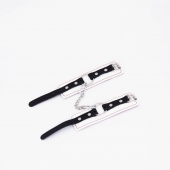 Бело-красные кожаные наручники - Crazy Handmade - купить с доставкой в Архангельске