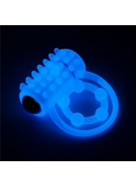 Голубое, светящееся в темноте виброкольцо Lumino Play Vibrating Penis Ring - Lovetoy - в Архангельске купить с доставкой