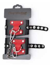 Черные наручники с красным декором и заклепками - Crazy Handmade - купить с доставкой в Архангельске