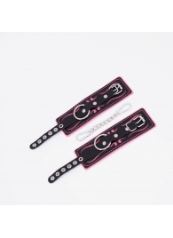 Черно-розовые кожаные наручники с розовой строчкой - Crazy Handmade - купить с доставкой в Архангельске