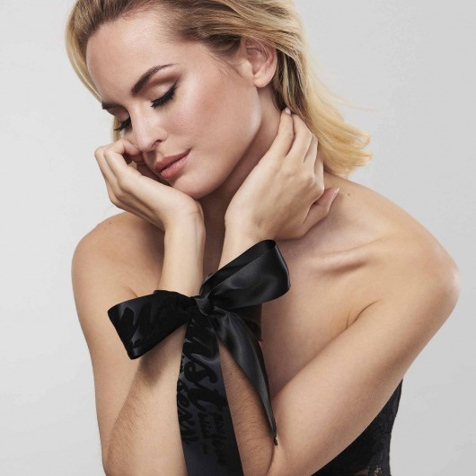 Черные ленты для связывания SILKY SENSUAL HANDCUFFS - Bijoux Indiscrets - купить с доставкой в Архангельске