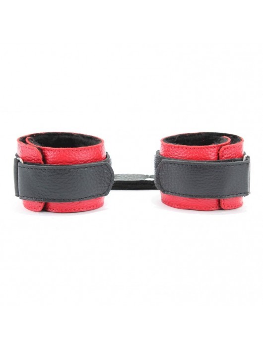 Красно-чёрные кожаные наручники с меховым подкладом - БДСМ Арсенал - купить с доставкой в Архангельске