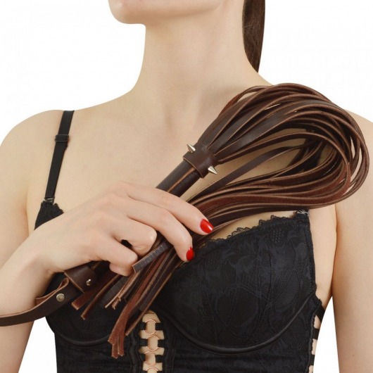 Коричневая кожаная плеть с шипами - 55 см. - Sitabella - купить с доставкой в Архангельске