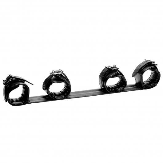 Черная распорка с манжетами для рук и ног Deluxe Rigid Spreader Bar - XR Brands - купить с доставкой в Архангельске