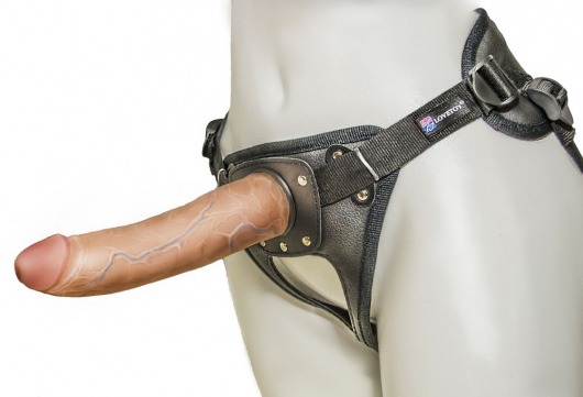 Насадка-фаллоимитатор на кожаных трусиках Harness Ultra Realistic 7  - 18 см. - LOVETOY (А-Полимер) - купить с доставкой в Архангельске
